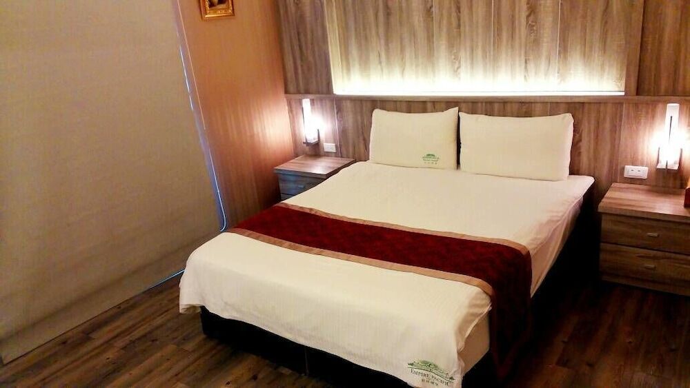 Empire Pacific Castle Hotel Yangmei ภายนอก รูปภาพ
