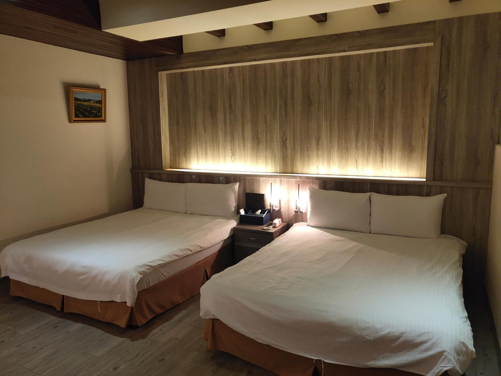 Empire Pacific Castle Hotel Yangmei ภายนอก รูปภาพ