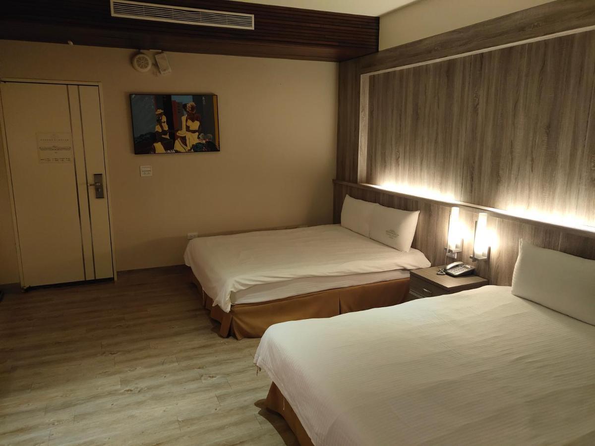 Empire Pacific Castle Hotel Yangmei ภายนอก รูปภาพ